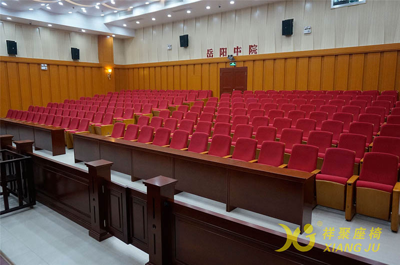 禮堂椅小配件，舒適感大提升