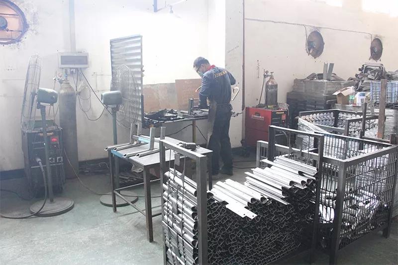 7月暑假季，祥聚座椅專注青少年的健康與成長(zhǎng)，繁忙趕工！